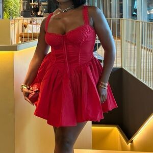 Modern Wire Frame Dining Chair with Tan Cushion